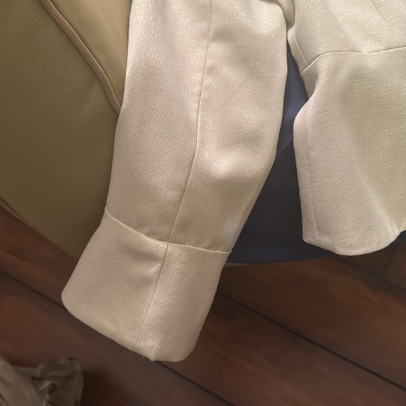 Never worn Trina Turk blazer - Picture 2 of 5